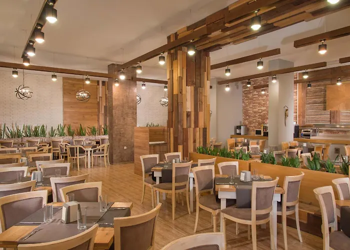 Hotel Alba Słoneczny Brzeg