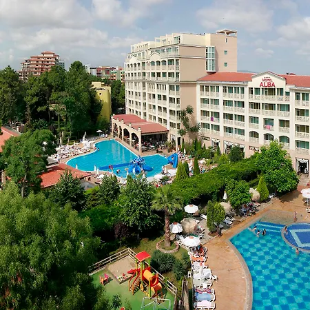 Alba Hotel 4*