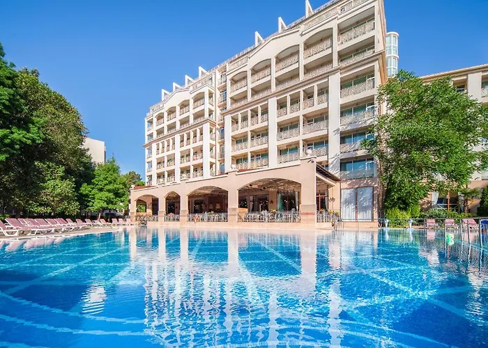 阿尔巴全包酒店