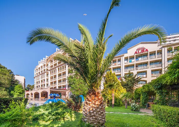 阿尔巴全包酒店 酒店