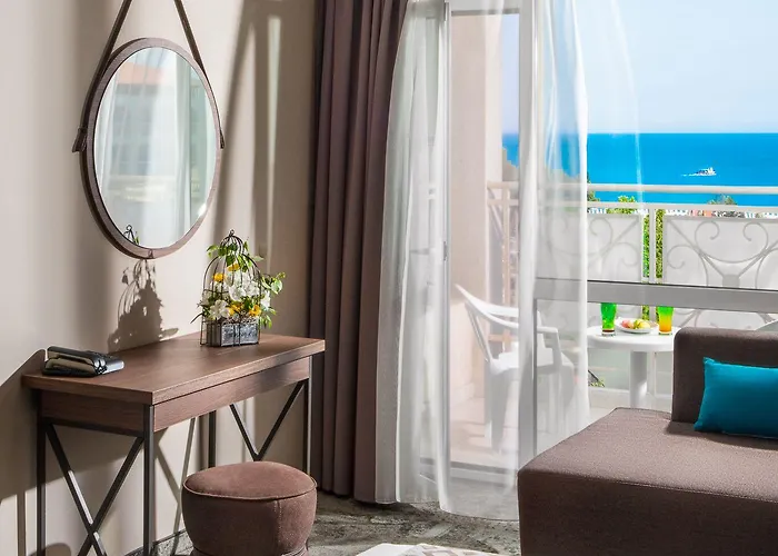 阿尔巴全包酒店 阳光海滩