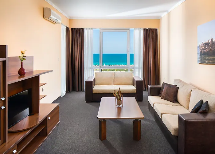 阿尔巴全包酒店 酒店